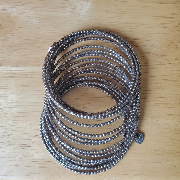 Beaded Bracelet - Picture 2 of 7